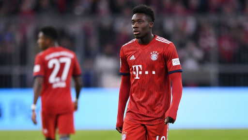 Bayern München Red Star speelt graag linksback
